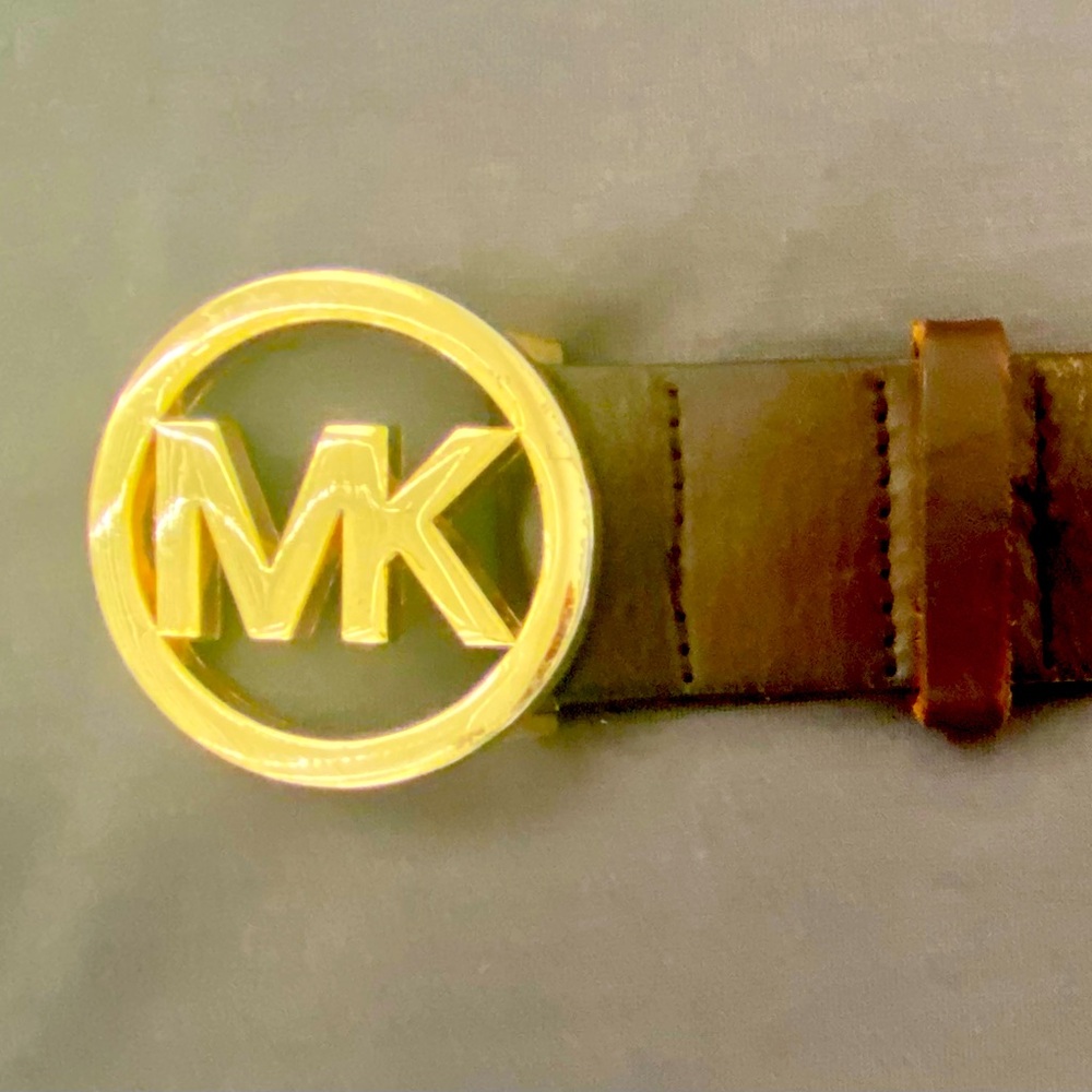 Michael Kors leather Brown belt size M fits 34 - 38 inches waist